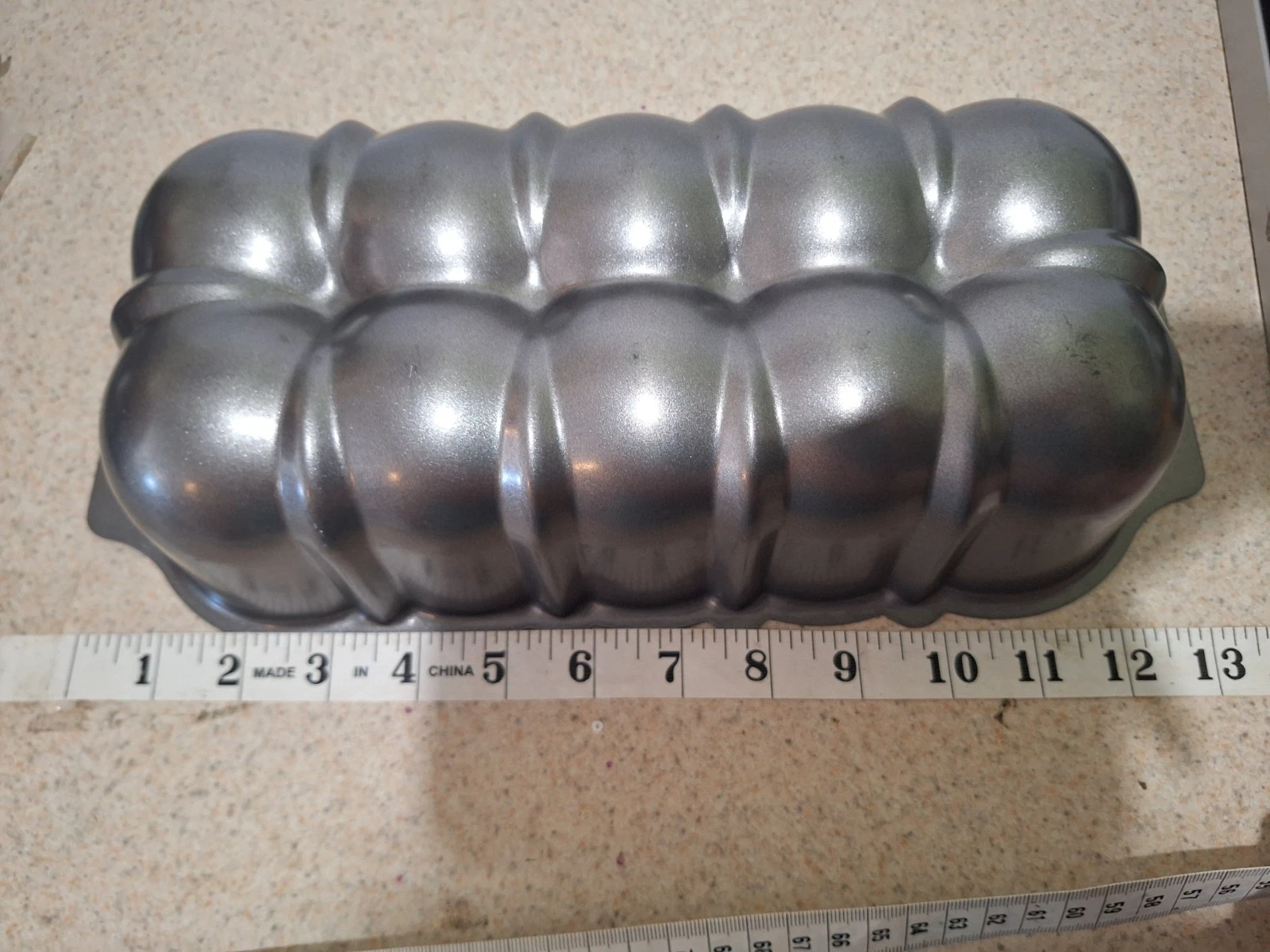Nordic Ware Bundt Loaf Cake Pan 9 Cup Silver Nonstick USA Cast Aluminum