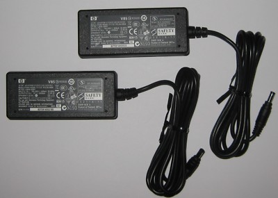 2 X 5 V DC - 2 Amp HP Power Adapter / Compact Charger - 4 mm Plug - L2056-60001