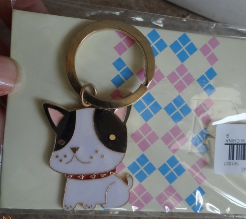 ENAMEL DOG KEY CHAIN CHARM BENEFITS FERAL CATS KITTENS RESCUE NON-PROFIT - Picture 2 of 4