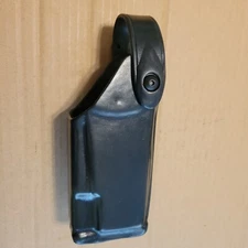 SAFARILAND 6520-64 SLS RIGHT HAND BELT CLIP HOLSTER FOR TASER X26 EUC