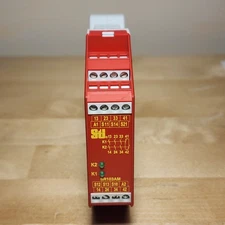 STI 44510-1031 Safety Relay SR103AM01 24VAC/DC