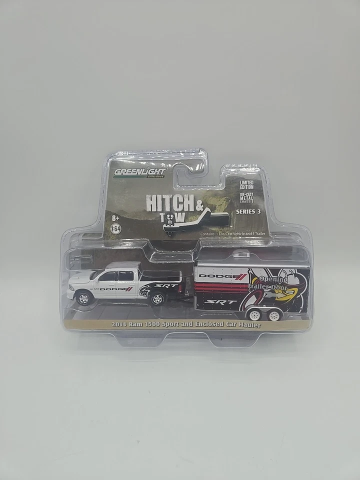 (2) Camión para carros deportivo/cerrado Greenlight Hitch & Tow Ram 1500 SRT y Krispy Kreme Foto 3 de 4