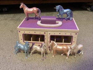 Breyer Unicorn Magic Wooden Stable Playset with 6 Stablemates Unicorns