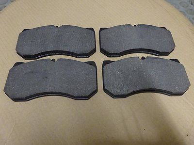 AUDI RS7 4G8 RS6 4G0 C7 14-18 LIFT BREMSSATTEL BREMSE SATTEL BREMSE CERAMIKA LINKS VORNE 70KM