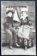 BRETAGNE QUIMPERLÉ DEVANT LIT CLOS COSTUME BRETON CARTE POSTALE ANCIENNE PHOTO