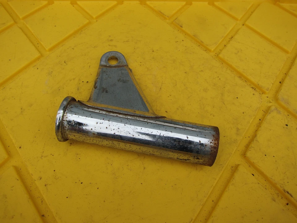 MONTAGEM PARA FAROL DIREITO HONDA CM400 CM 400T 400 - Imagem 2 de 4