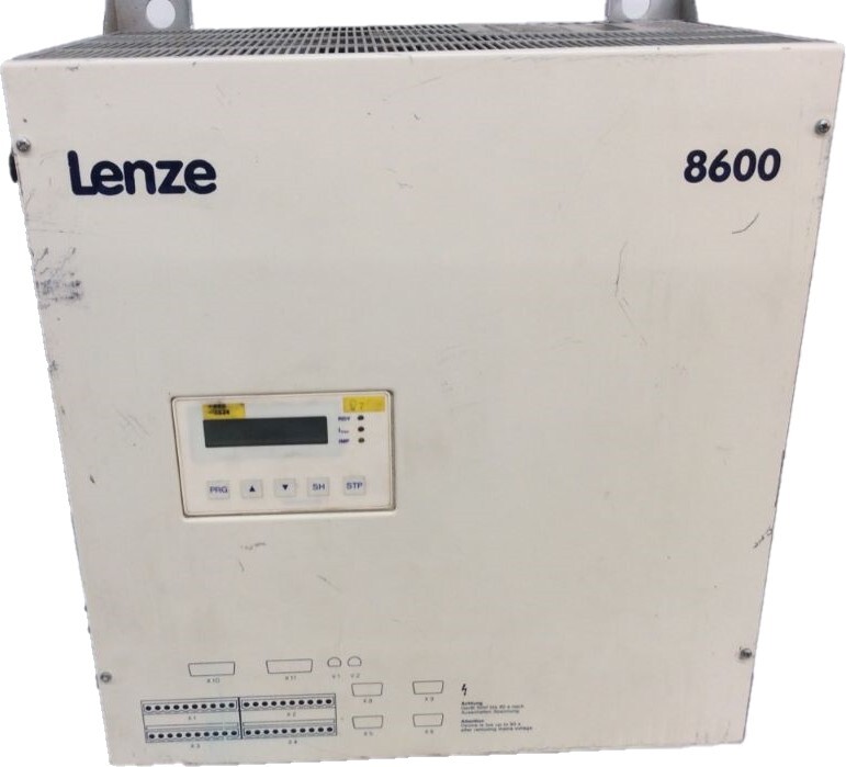 338611E    - LENZE -   33.8611-E    Variateur asynchrone   RECONDITIONNÉ