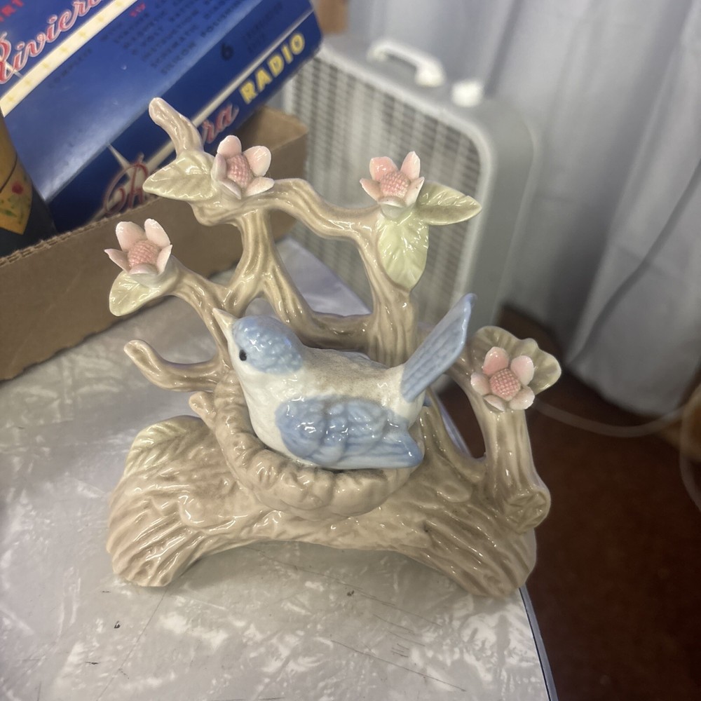 Vintage Blue Bird  In Nest Figurines Sparrow Porcelain