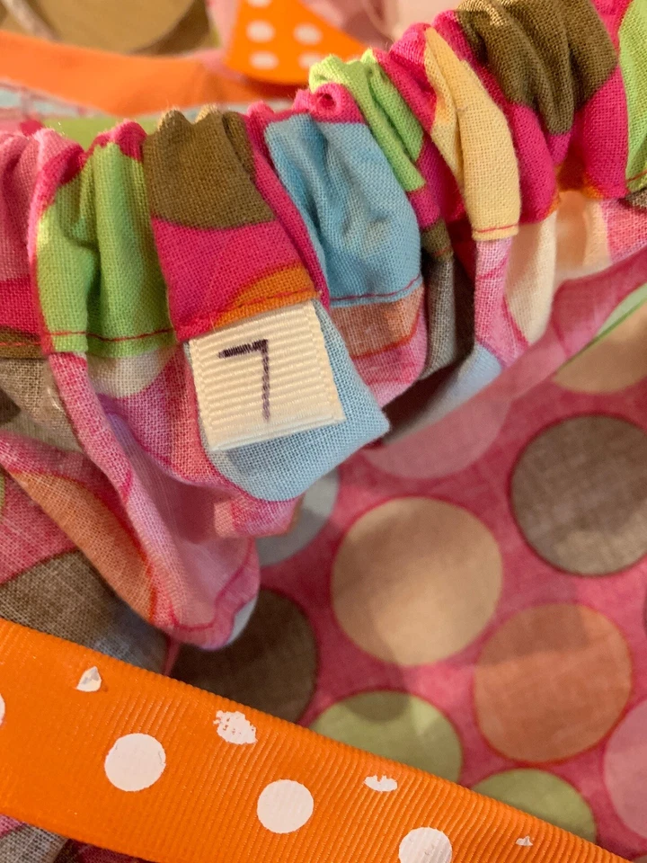 Boutique Personalizada Niñas Talla Vestido funda almohada 7 tejidos con cinta adornada Foto 4 de 4