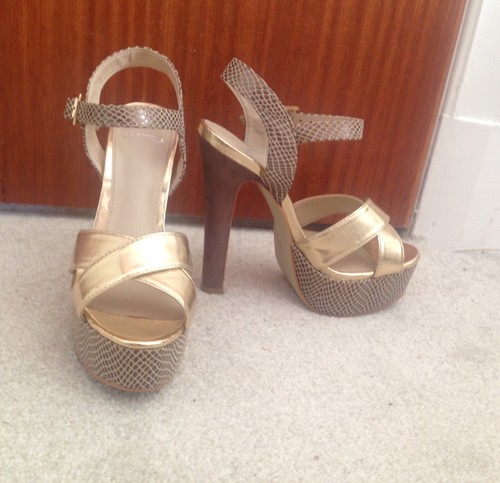 Beige Snake Print Sandals, Size 