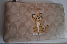 Coach Large Corner Zip Wristlet Leather  Tiger  Print C7698  NWT