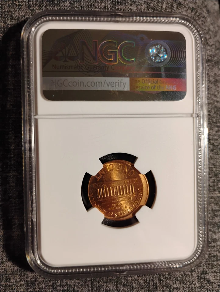 LINCOLN 1C STRUCK OFF CENTER MINT ERROR MS 64 RD NGC Graded Major Error - Image 2 of 4