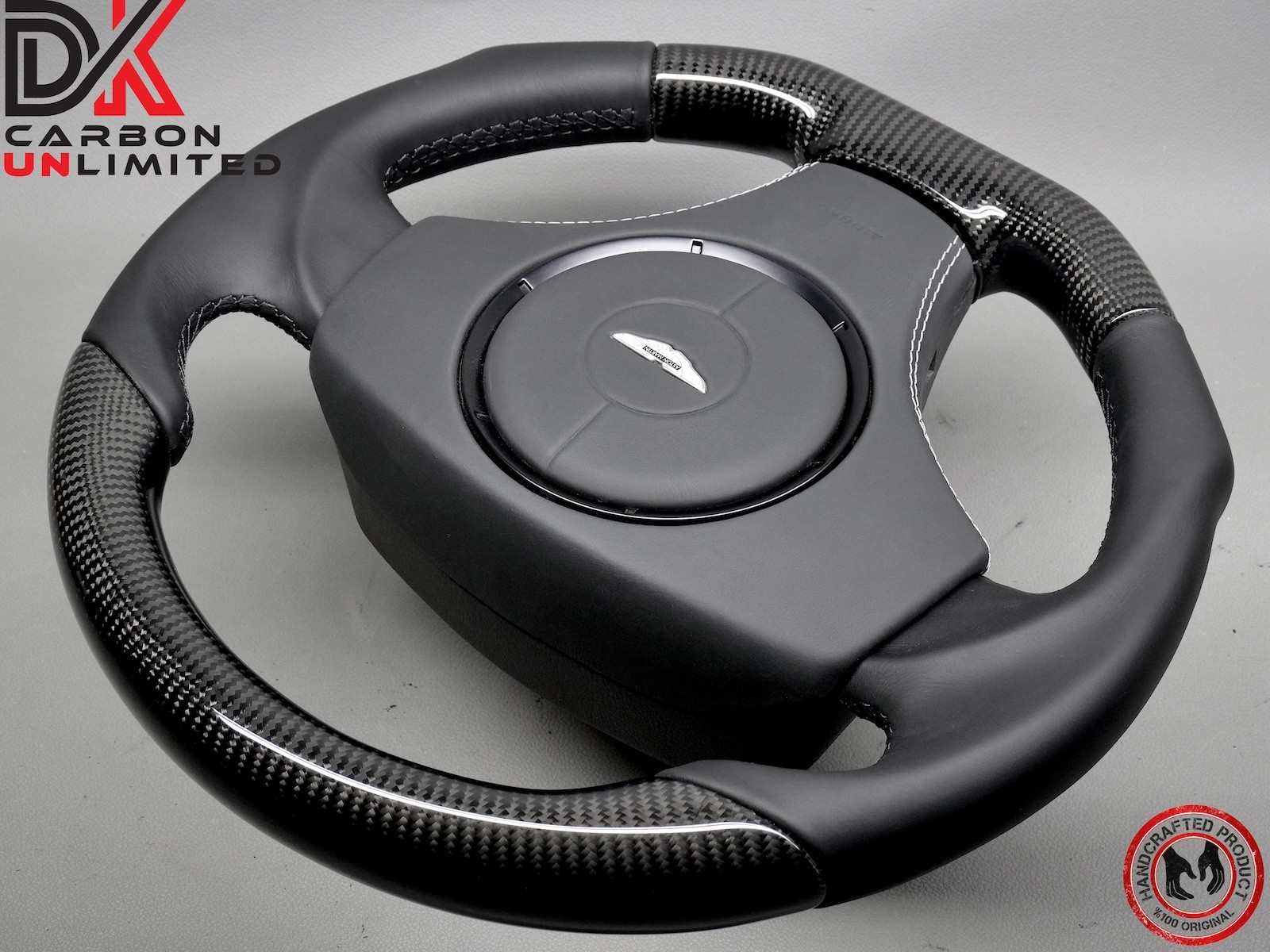 Aston Martin Vantage Vantage Steering wheel