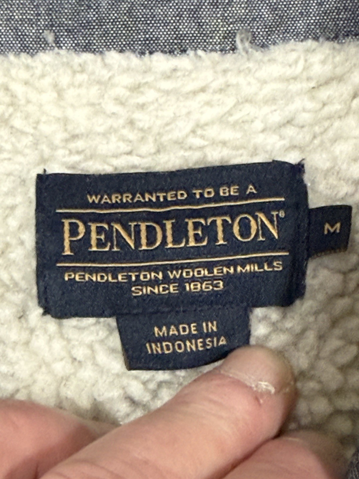 Pendleton Snap Front Cotton / Poly Southwestern S… - image 8