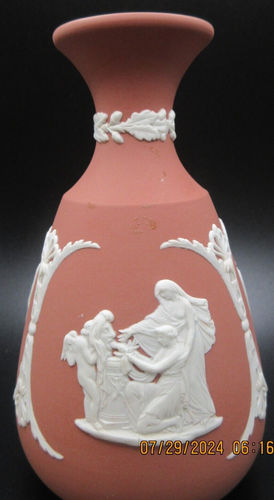 RARE~ TERRACOTTA WEDGWOOD VASE WITH ALL OVER DESIGN~ 4 7/8" TALL - Picture 4 of 12