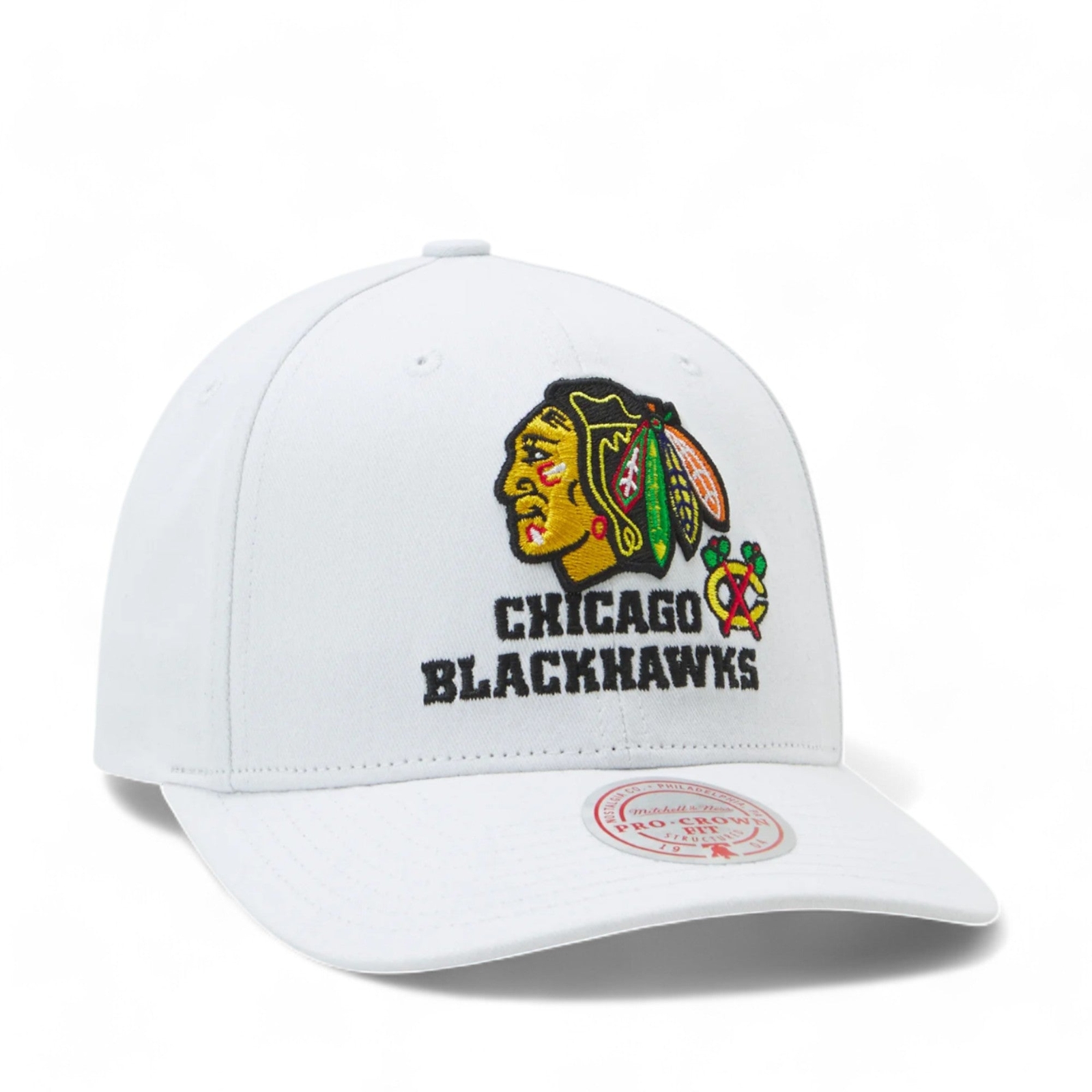 МУЖСКАЯ ФУТБОЛКА MITCHELL - NESS NHL ALL IN PRO SNAPBACK BLACKHAWKS - БЕЛАЯ 4690₽