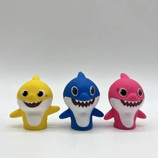 Baby Shark Finger Puppet Toys Toys Lot of 3 Blue Yellow Pink