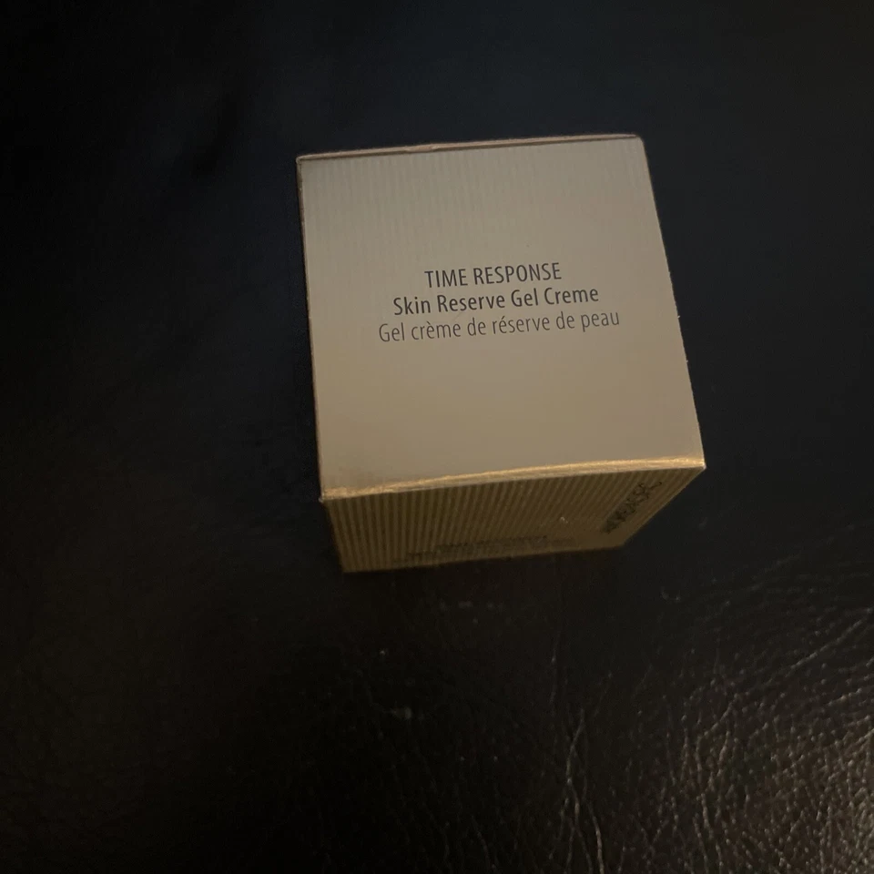 Crema en gel Amore Pacific Time Response Skin Reserve 8 ml/0,27 oz nueva en caja Foto 2 de 4