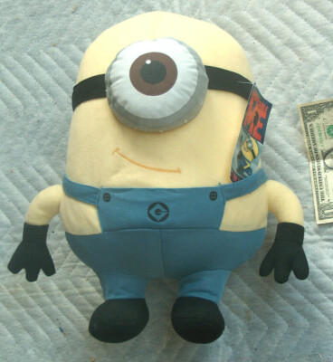 NOS 2011 Despreciable Me 15'' Stuart Minion Uno Ojos Peluche Juguete Original Tag