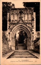 chambery, portail de leglise st-dominique