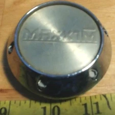 (1) MAXXIM AFTERMERKET HUB CAP C-097-1 {HC387}