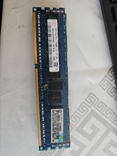 SK Hynix 8 GB DDR3-1600 PC3-12800R (DDR3-1600) HMT41GR7MFR4C-PB CL11 1