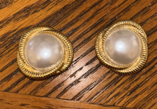 Vintage faux pearl and goldtone shoe clips