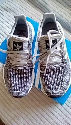 adidas swift run j