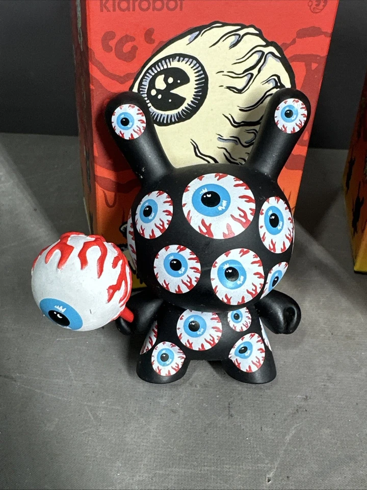 2 Kidrobot Dunny 2016 serie Mishka “Keep Watch” figura de vinilo ojo raro y Shiva Foto 2 de 4