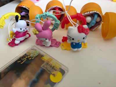 Hello Kitty Figuren   Überraschungseier Ü Ei SANRIO