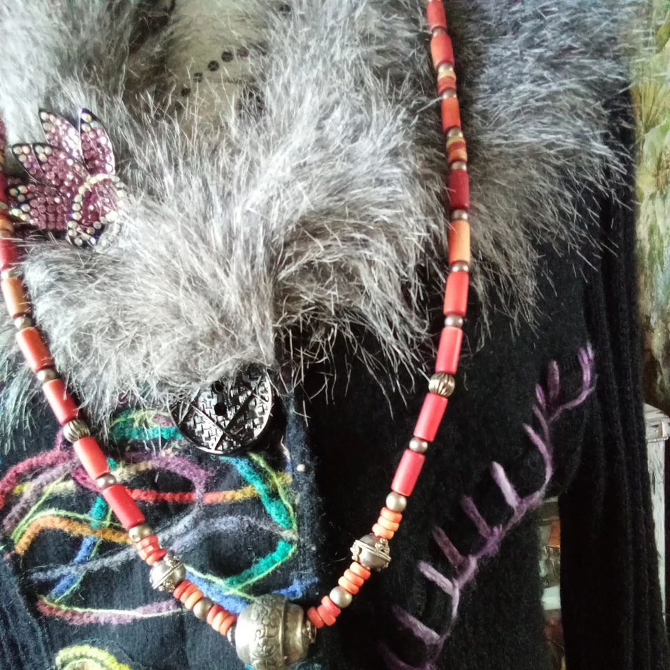 Indian silver and Himalayan coral necklace No33 - Image 3 of 4