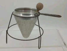 Vtg Viko The Popular Aluminum Canning Strainer Sieve &Stand Pestle Read Look 