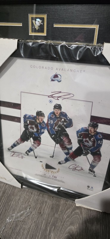 Colorado Avalanche Collage Limited Edition With COA Game Used Puck