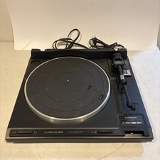 Pioneer Full-Automatic stereo turntable PL-670. Spins. Read