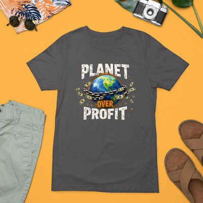Planet Over Profit T-Shirt Earth Day Eco Friendly Global Climate Awareness Geschenk