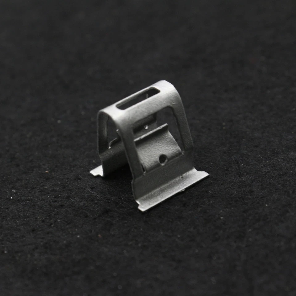 Clip de moldura de puerta de 20 piezas para Audi A3 Quattro A5 Sportback Volkswagen Arteon Foto 2 de 4