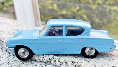 1960s Corgi Toys No.234 Ford Consul Classic 315 Saloon Car Code 3 Sky Blue