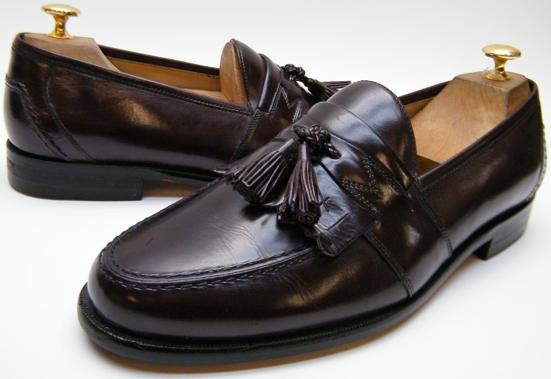 MENS JOHNSTON MURPHY BURGUNDY LEATHER KILTIE TASSEL LOAFER  display picture 2