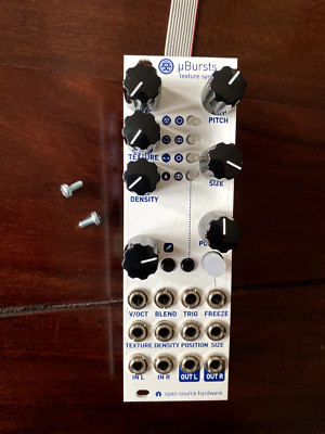 Momo Modular Micro μBursts 8TE - Texture Synth Klon   Mutable Instruments Clouds