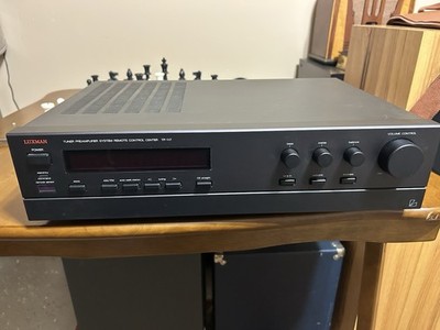 Luxman TP-117 Preamp/Tuner & RC-501 Remote Sensor