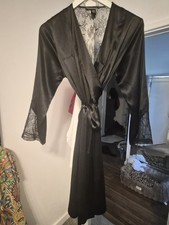 ??Victoria Secret DressingGown, Size Xs ??