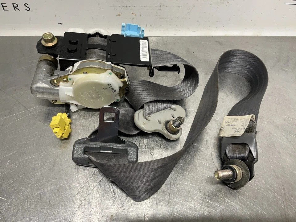 Honda CRV CR-V 1997-1998 CINTURÓN DE SEGURIDAD DELANTERO DERECHO GRIS CINTURÓN RETRACTOR OEM Foto 2 de 4