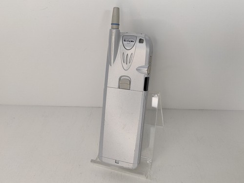 【dummy!】 MITSUBISHI D209i (color silver) docomo-japan non-working cellphone - Picture 3 of 3