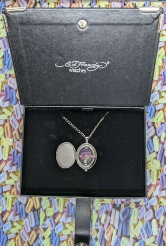 Ed Hardy Women display picture 1