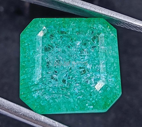 Natural Muzo Colombian Emerald Cut Emerald 19 TCW Certified AA+ Gemstone k