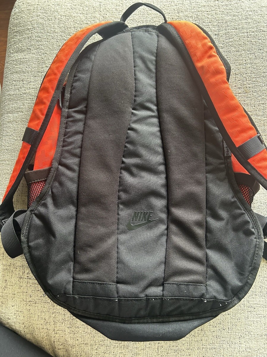 customize backpack jansport How to Make Your Backpack Stand Out