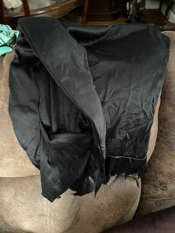 Fun World Deluxe Invisible Full Over Head Mask, Black, Specify Size - Image 4 of 4