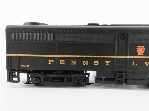 HO Scale Walthers 931-263 PRR Pennsylvania FB1 Diesel Locomotive #9601B - Picture 2 of 13