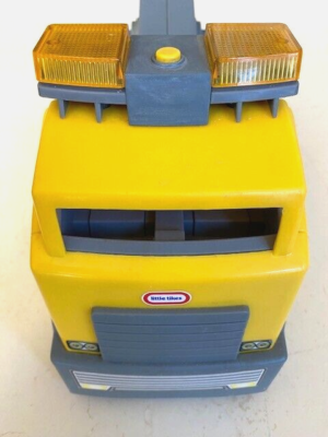 Little Tikes Rugged Riggz Tow Truck - LIGHTS & SOUNDS