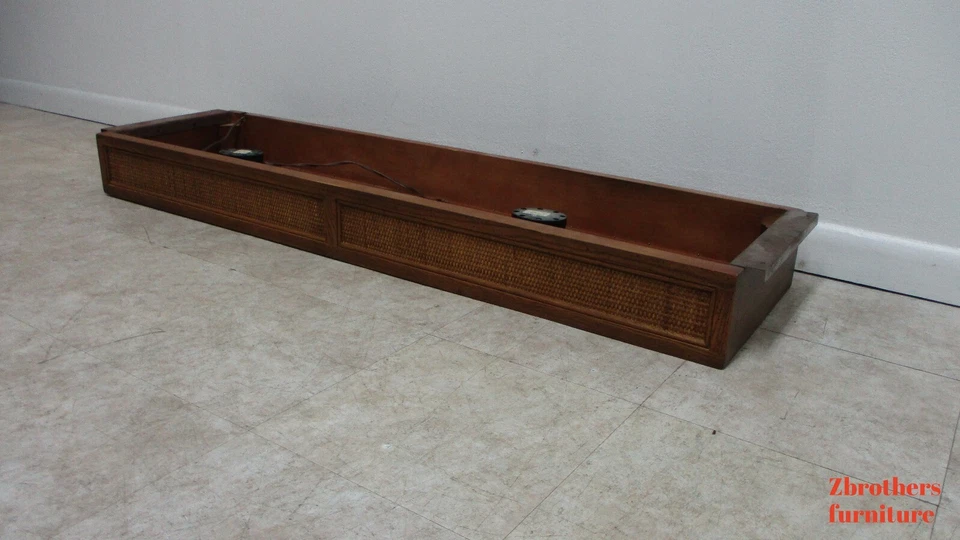 Puente de luz con dosel de artefactos de campaña Henredon  Foto 3 de 4